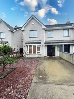 /international/ie/26-springhill-court-carlow-carlow-210109687201/