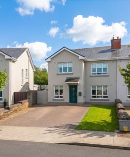 /international/ie/48-glen-ri-ballina-longford-210110353442/