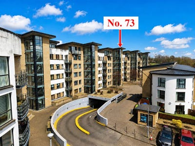 /international/ie/73-academy-square-academy-street-navan-meath-210119651734/