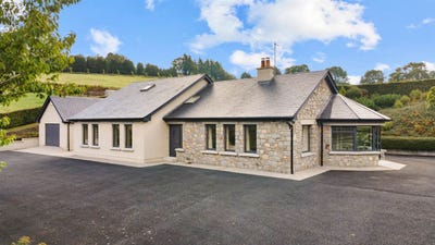 /international/ie/granite-cottage-crossbridge-tinahely-wicklow-210119756215/