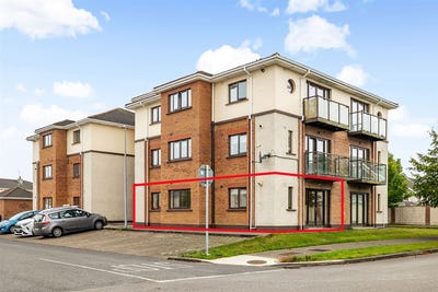 /international/ie/apartment-15-block-4-the-walk-moyglare-hall-maynooth-kildare-210119756025/