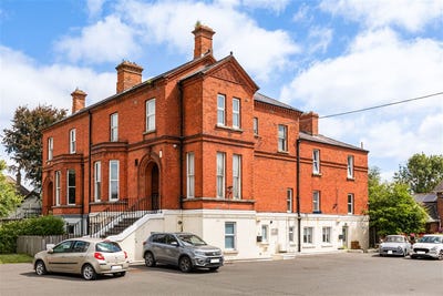 /international/ie/apartment-2-court-view-52-castle-avenue-dublin-3-dublin-210109683946/