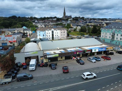 /international/ie/larkins-retail-park-pearse-road-letterkenny-donegal-210119898017/