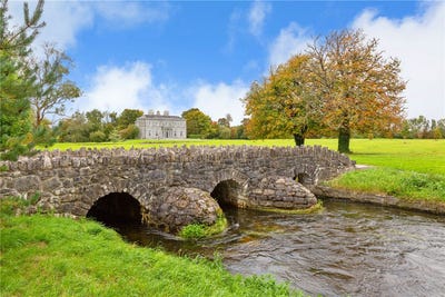 /international/ie/saint-clerans-manor-saint-clerans-craughwell-galway-210109688165/