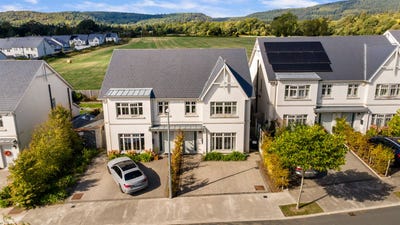 /international/ie/6-the-willows-ballinahinch-wood-ashford-wicklow-210110330342/