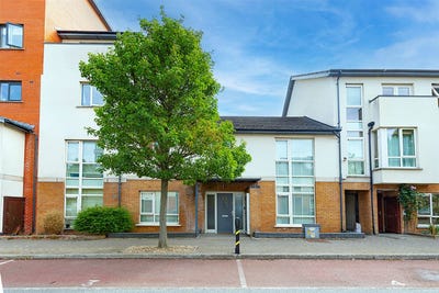 /international/ie/2-churchwell-close-belmayne-dublin-210119718824/