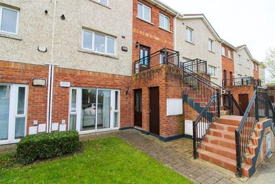 /international/ie/6-carrigmore-downs-dublin-24-dublin-210110093630/