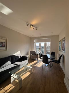 /international/ie/greenbank-house-upper-glenageary-road-dun-laoghaire-dun-laoghaire-dublin-210109686676/