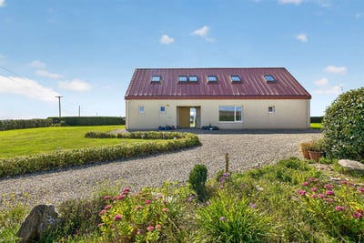 /international/ie/ballyhealy-kilmore-kilmore-village-wexford-210110360443/