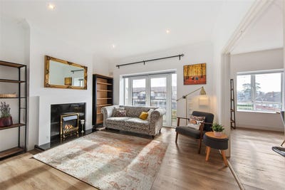 /international/ie/apt-30-the-square-hazelhatch-park-celbridge-kildare-210119698965/
