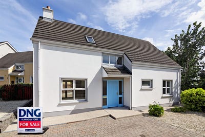 /international/ie/27-churchfield-dromahair-leitrim-210119933068/