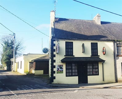/international/ie/main-street-ballingarry-limerick-210109678793/