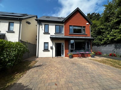 /international/ie/4-season-park-close-season-park-newtownmountkennedy-wicklow-210109858999/