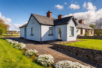 /international/ie/tavira-droughill-portarlington-offaly-210109679854/
