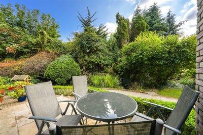 /international/ie/apt-1-el-pinar-kilgobbin-road-dublin-18-dublin-210109684388/