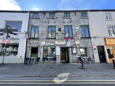 /international/ie/finnegan-s-1-2-market-street-city-centre-cork-210109671424/