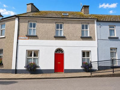 /international/ie/church-street-louisburgh-mayo-210119776425/