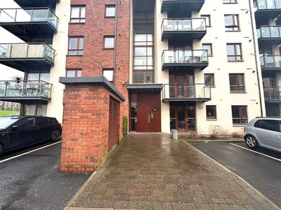 /international/ie/temple-lawns-northwood-santy-dublin-9-dublin-210109688281/