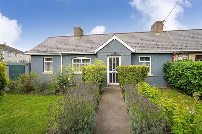 /international/ie/2-gibbons-cottages-blessington-road-dublin-24-dublin-210119756209/
