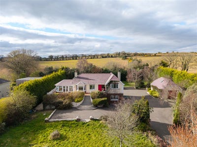/international/ie/the-oak-tree-newtown-ferns-donegal-210109685354/