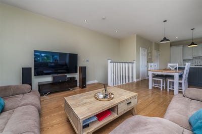 /international/ie/apartment-67-alexandra-park-clane-kildare-210109684108/