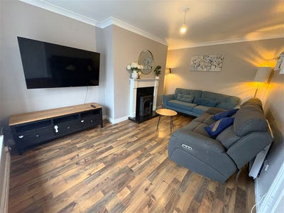 /international/ie/13-liffey-mill-athgarvan-kildare-210109684690/