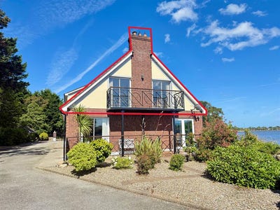 /international/ie/7-the-rivery-wexford-town-wexford-210110053005/