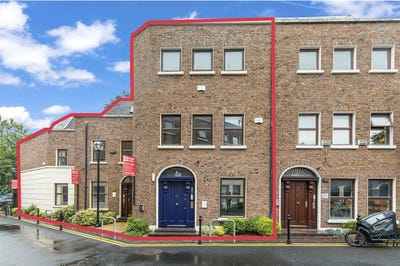 /international/ie/6-7-8-windsor-place-pembroke-street-lower-dublin-2-dublin-210109675384/