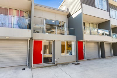 /international/nz/12-106-bealey-ave-christchurch-central-canterbury-380119937970/