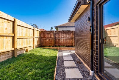 /international/nz/12-parehua-lane-swanson-auckland-380119941741/