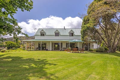 /international/nz/jacaranda-lodge-3195-tiki-road-coromandel-coromandel-380119863660/