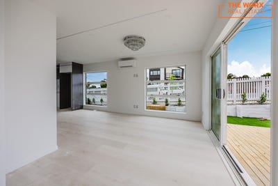 /international/nz/lot-9-48-50-claude-road-hillpark-auckland-380119857381/