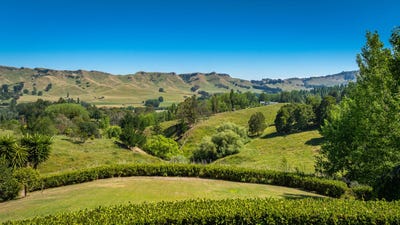 /international/nz/35-raratu-road-havelock-north-hawkes-bay-380119818852/