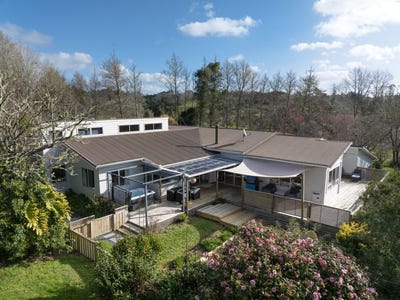 /international/nz/202-gelling-road-hunua-auckland-380119874239/