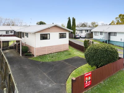 /international/nz/1-81-redcrest-avenue-red-hill-auckland-380119938090/