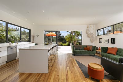 /international/nz/39-kent-terrace-riverhead-auckland-380119825716/