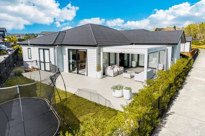 /international/nz/3-houpuni-road-milldale-auckland-380119841467/