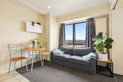 /international/nz/18-ronwood-avenue-manukau-auckland-380120145011/