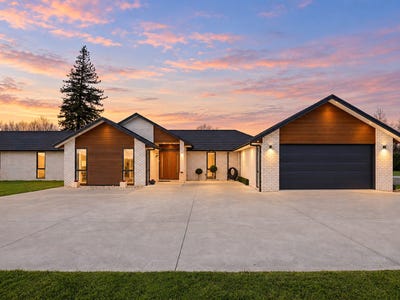 /international/nz/8-figgmartin-lane-tamahere-waikato-380119942237/