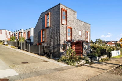 /international/nz/61b-freeland-avenue-mount-roskill-auckland-380119838727/