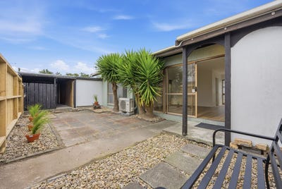 /international/nz/1-23-aranui-road-mount-wellington-auckland-380119941753/