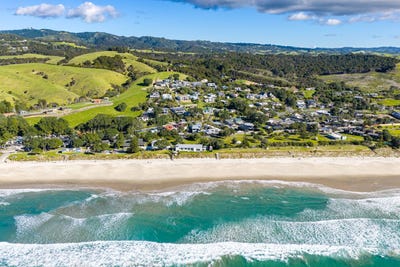 /international/nz/891-cove-road-waipu-northland-380119984409/
