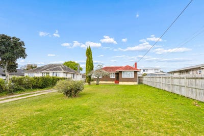 /international/nz/36-fairdene-avenue-henderson-auckland-380119941757/