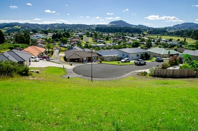 /international/nz/13-eileen-stephens-place-tikipunga-northland-380119840962/