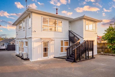 /international/nz/57-metcalfe-road-ranui-auckland-380119939878/