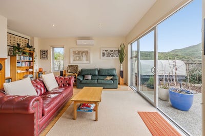 /international/nz/80-saddleback-grove-karori-wellington-380119880036/