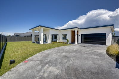 /international/nz/29-wai-whatu-street-te-awa-hawkes-bay-380119825101/