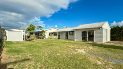 /international/nz/216-given-avenue-whangamata-coromandel-380119865898/