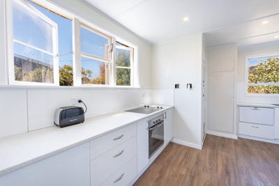 /international/nz/25-macdonald-street-waimataitai-canterbury-380120077345/