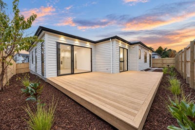 /international/nz/6-furlough-road-opaheke-auckland-380119940039/